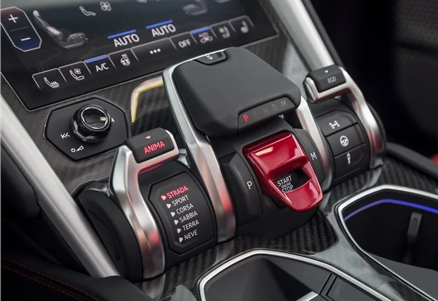 Wynajem Lamborghini Urus Keyvany Keyrus w Punta Cana