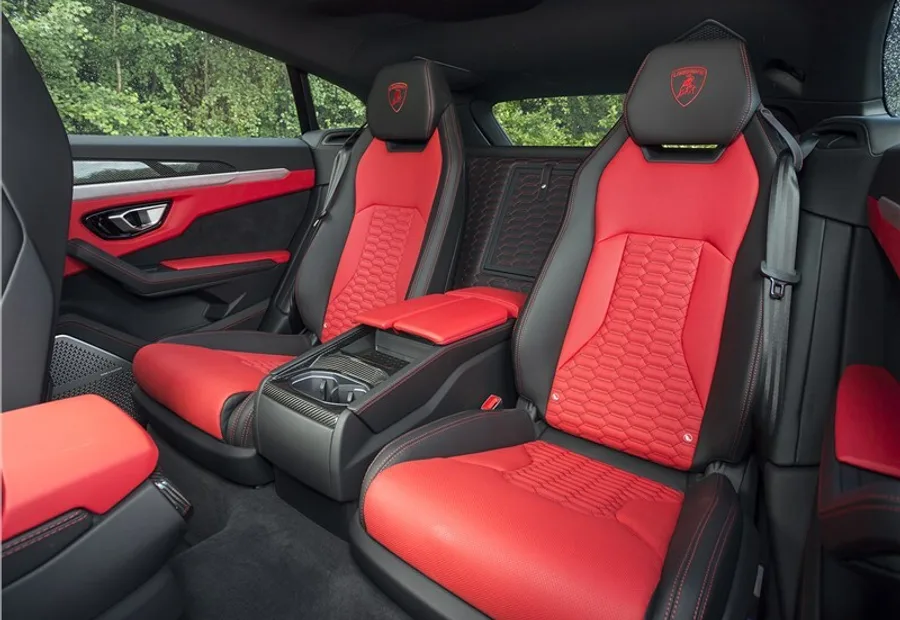 Wynajem Lamborghini Urus Keyvany Keyrus w Punta Cana