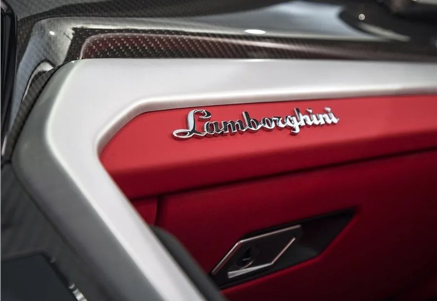 Wynajem Lamborghini Urus Keyvany Keyrus w Punta Cana