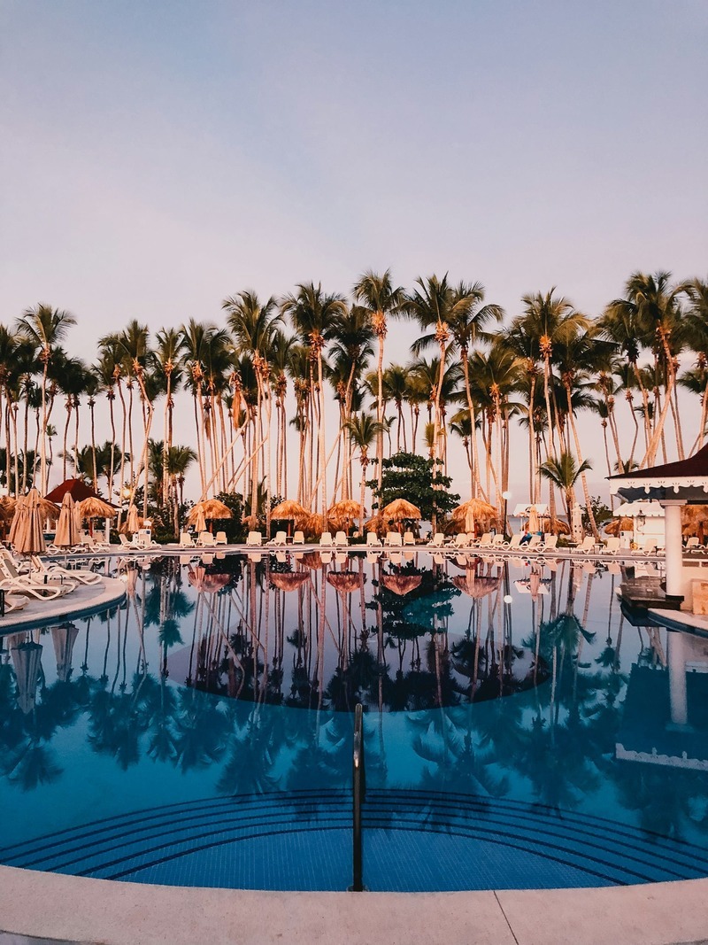 Dostawa auta premium do hoteli w Punta Cana
