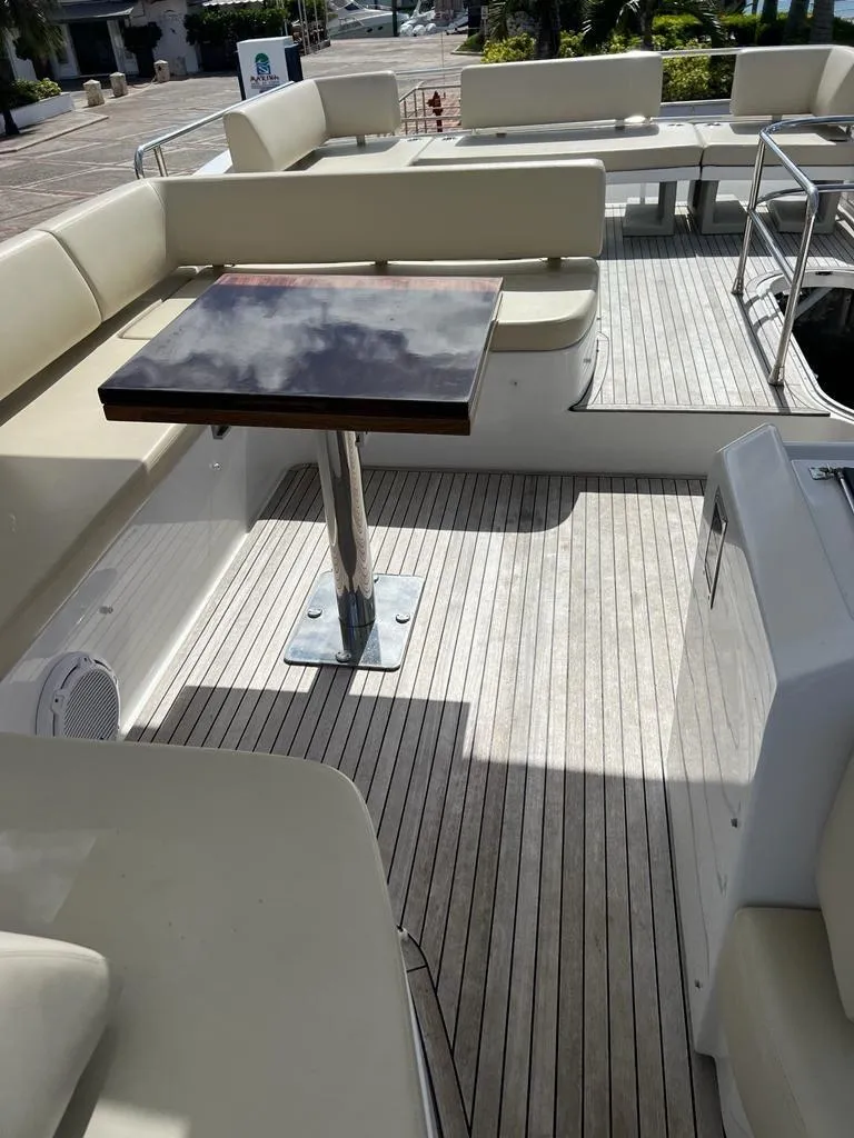 Czarter jachtu Azimut 60 w Punta Cana — zdjęcie 3