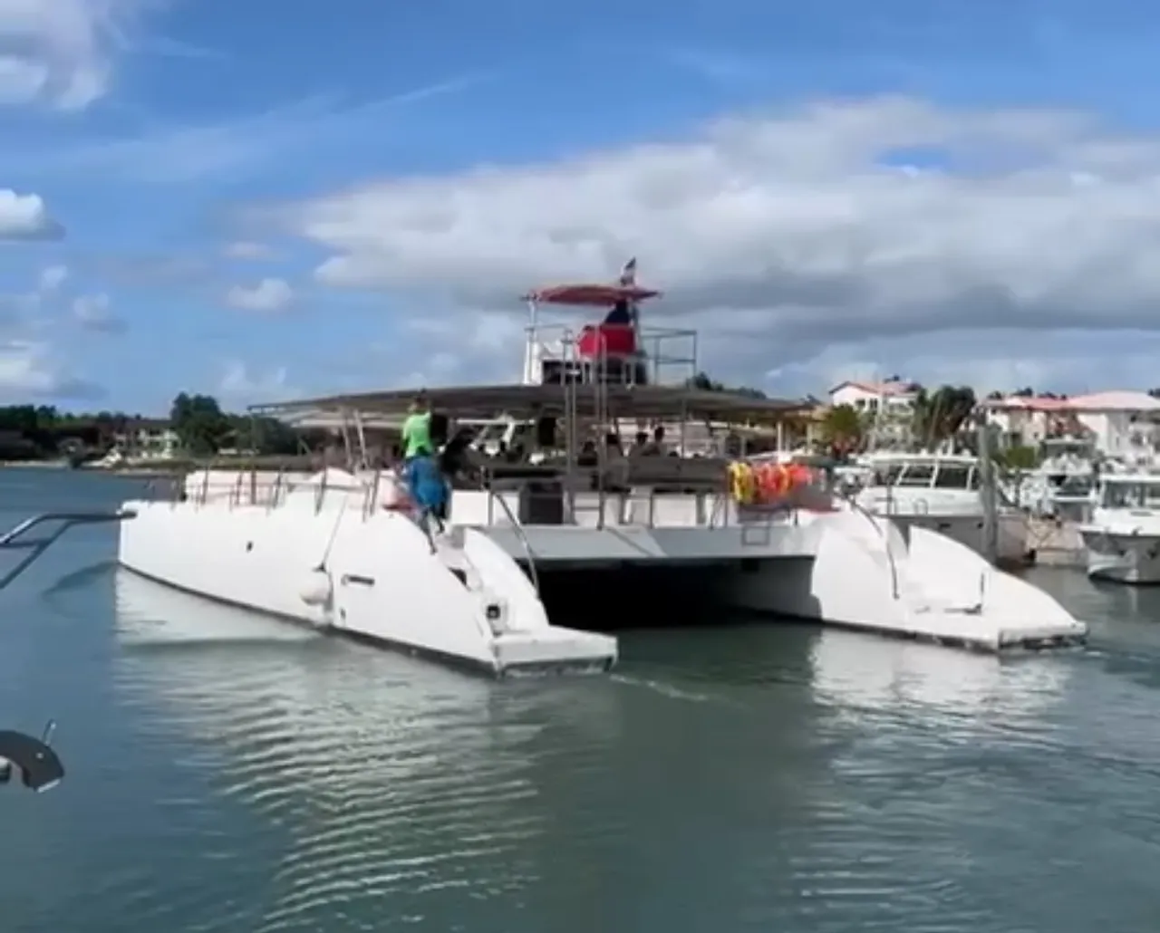 Catamaran Adventure — Czarter jachtów Punta Cana