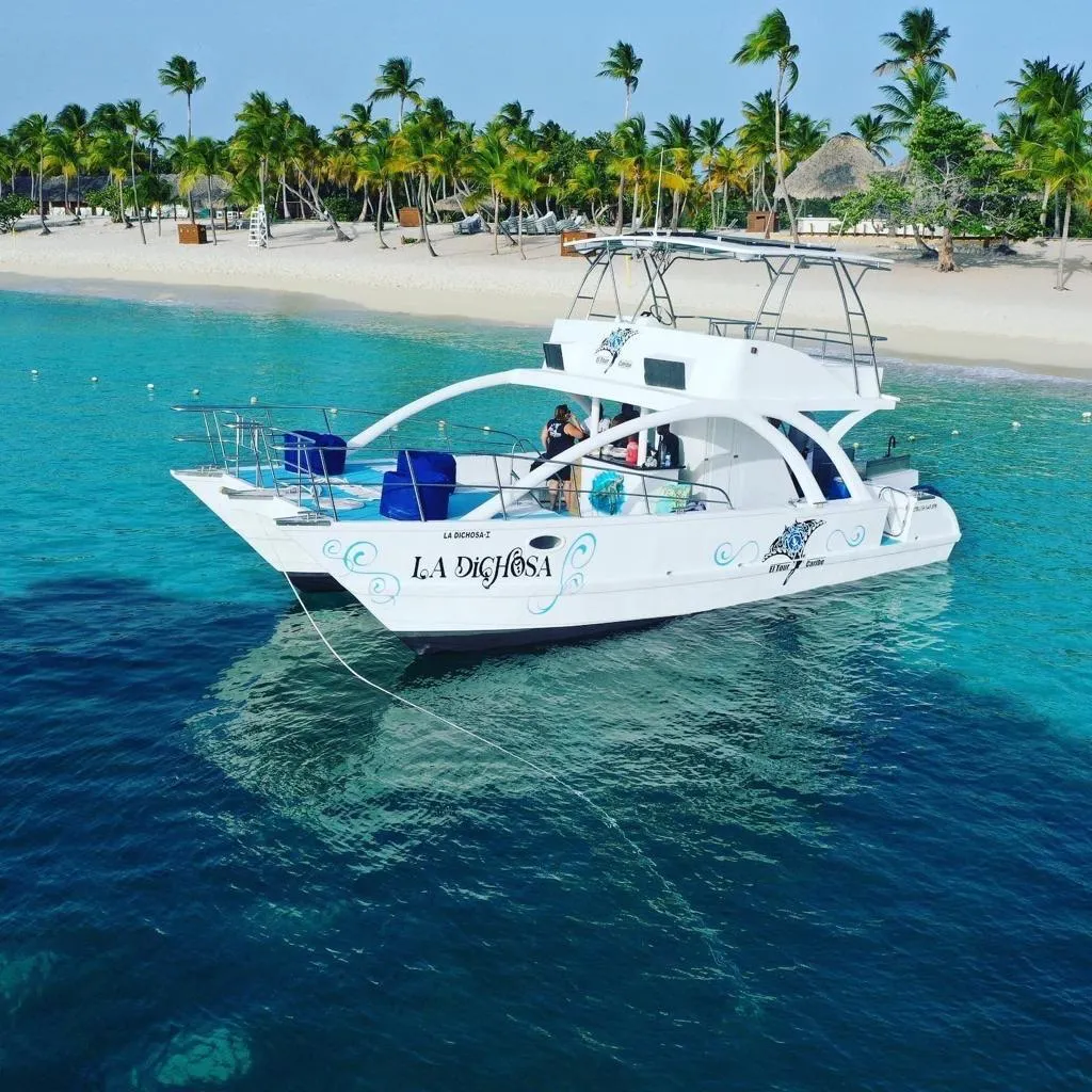 Catamaran La Dichosa — Czarter jachtów Punta Cana