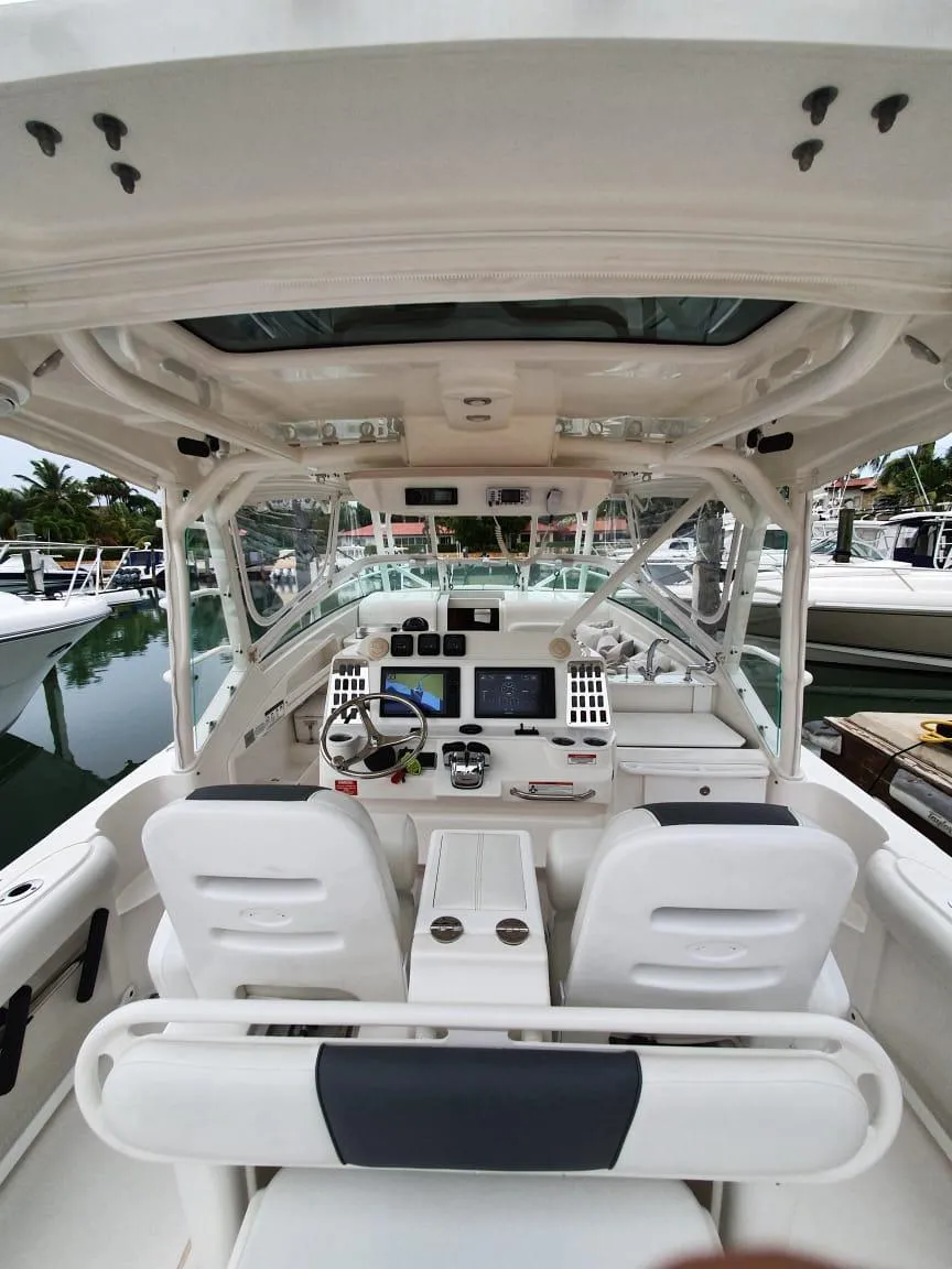 Czarter jachtu Everglades 35 w Punta Cana — zdjęcie 4