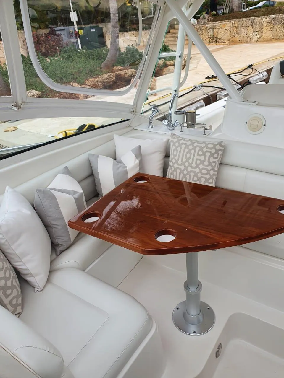 Czarter jachtu Everglades 35 w Punta Cana — zdjęcie 6