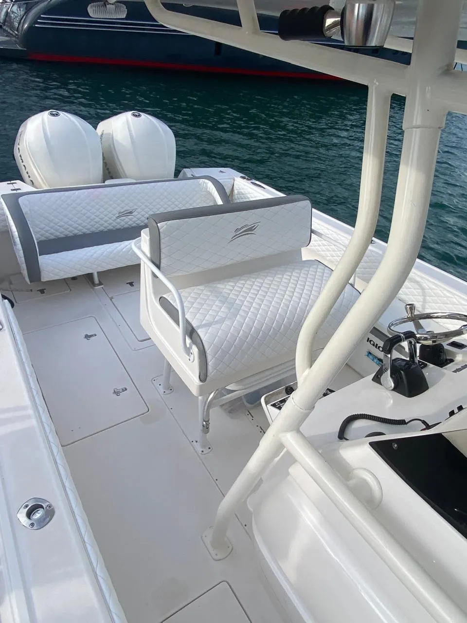 Czarter jachtu Intrepid 33 w Punta Cana — zdjęcie 5