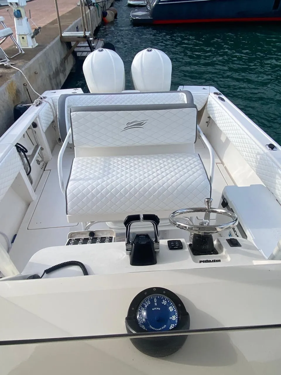 Czarter jachtu Intrepid 33 w Punta Cana — zdjęcie 6
