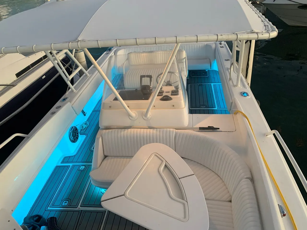 Czarter jachtu Intrepid 37 w Punta Cana — zdjęcie 4
