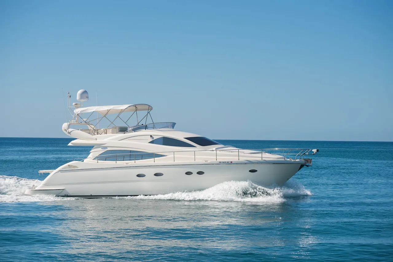 Libra — Czarter jachtów Punta Cana