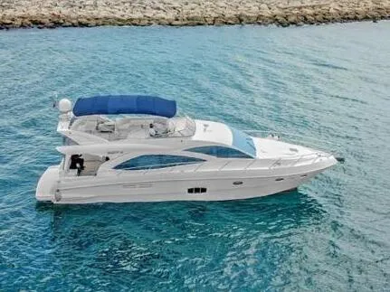 Majesty 56 — Czarter jachtów Punta Cana